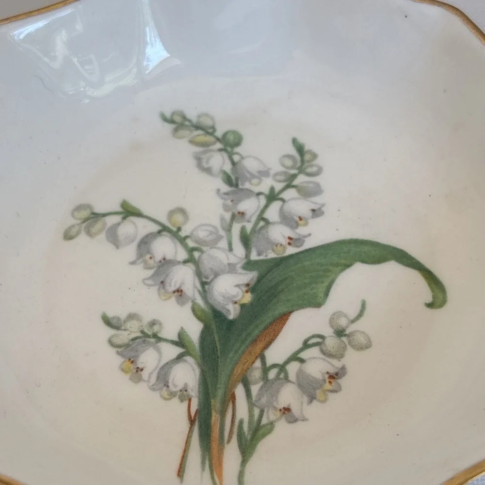 Oakley China Ltd Lily Of The Valley Trinket Dish Fine Bone China